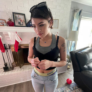 Meet your Posher, Isabelle